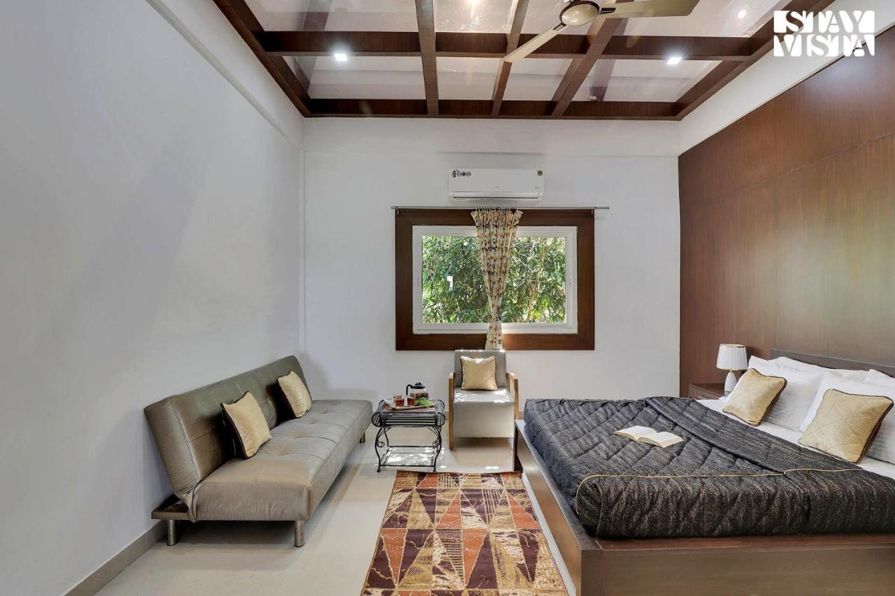 Stayvista'S Lakeside Whispers - Lake & Mountain-View Villa With Lawn & Indoor-Outdoor Games นาคปุระ ภายนอก รูปภาพ